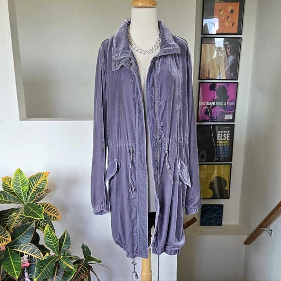 Torrid Women's Long Sleeve Full Zip Snap Grey Velvet Anorak Jacket Size 2X - Picture 3 of 11